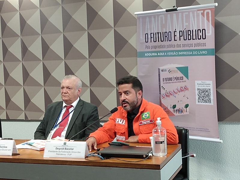 Na CDH SINAIT participa de lançamento do livro O Futuro é Público e